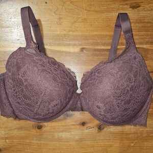 Like new Auden The Sublime Lace Plunge Bra 42DD with convertible straps